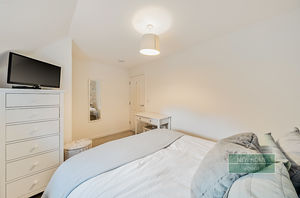 Photo 16- click for photo gallery